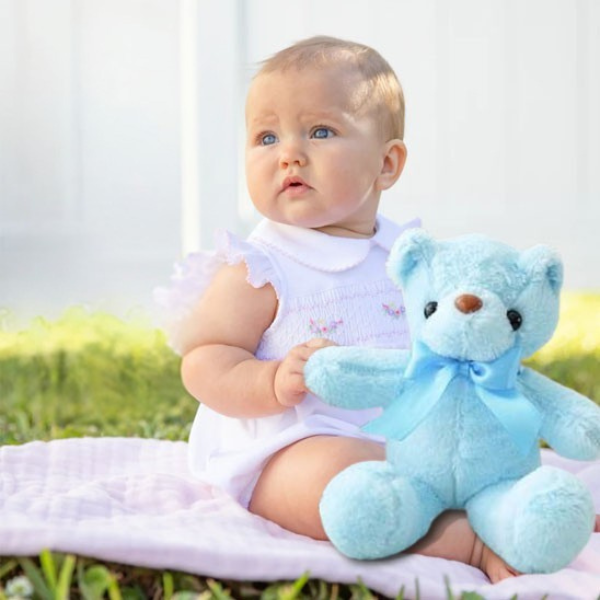 Doudou-ours-attachant-calin