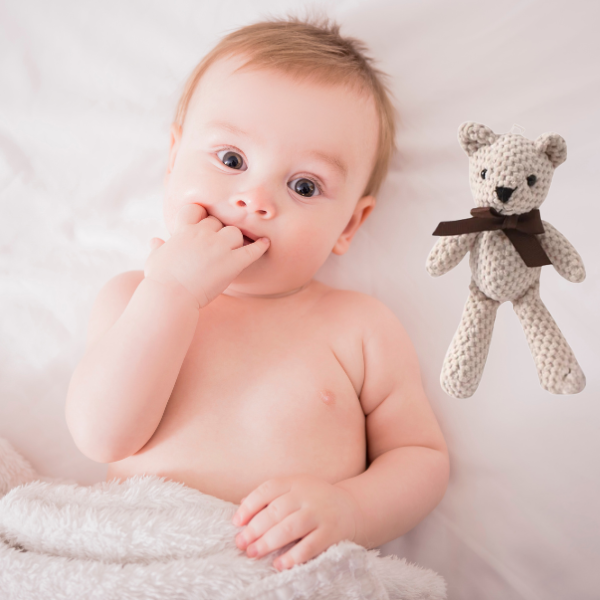 doudou-bebe-ours-blanc-bebe-coucher